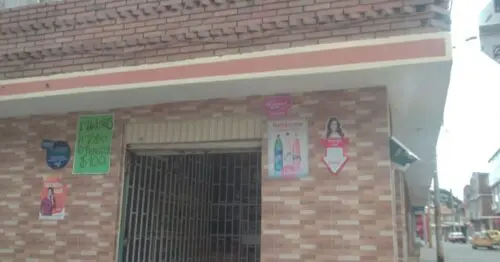 TIENDA DE BARRIO CALLE 50 CON 77V BOGOTÁ TIENDA DE BARRIO CALLE 50 CON 77V BOGOTÁ